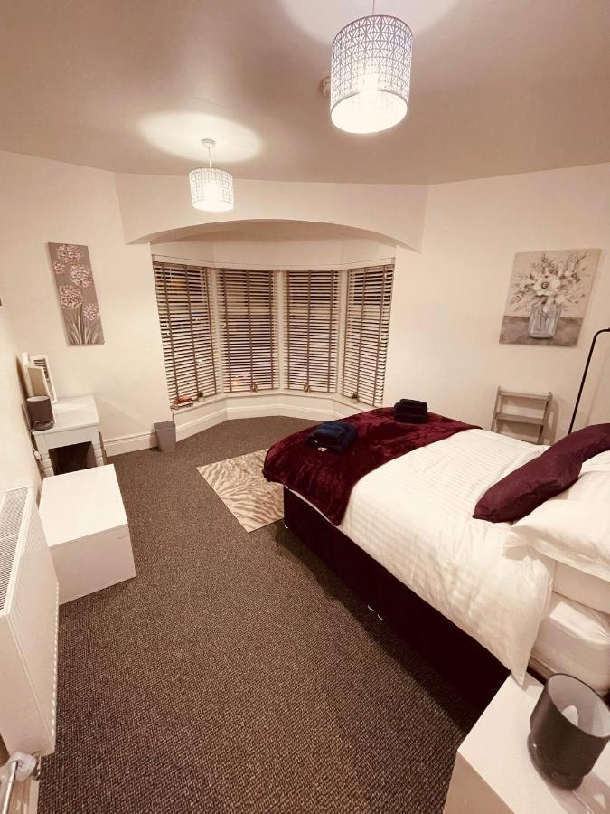 Luxury Suite 3 Bed Apartment Sleeps 6-8 Blackpool Exterior photo