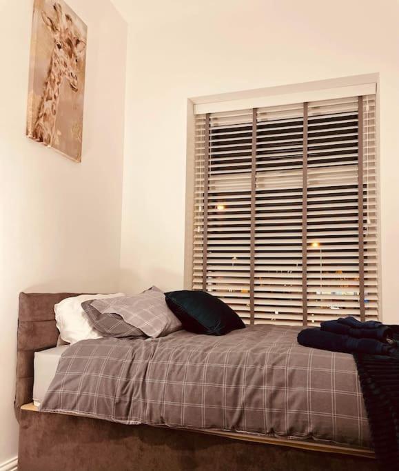 Luxury Suite 3 Bed Apartment Sleeps 6-8 Blackpool Exterior photo