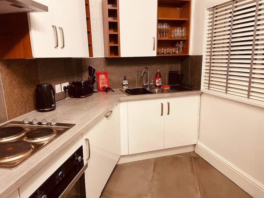 Luxury Suite 3 Bed Apartment Sleeps 6-8 Blackpool Exterior photo