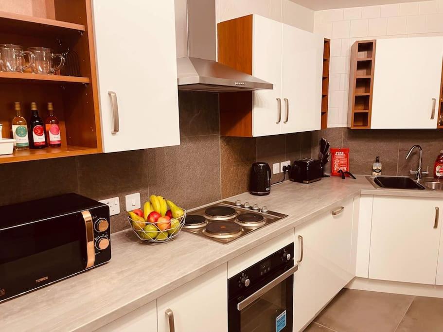 Luxury Suite 3 Bed Apartment Sleeps 6-8 Blackpool Exterior photo
