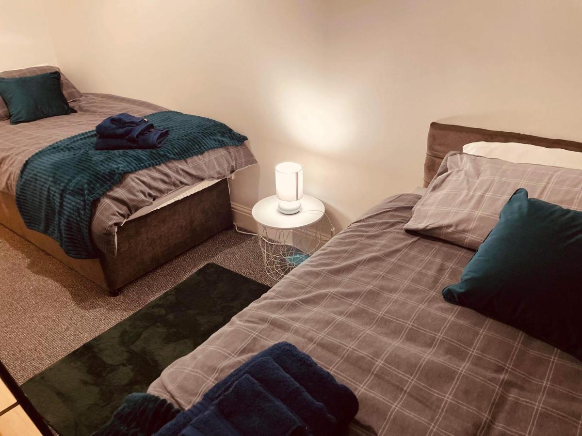Luxury Suite 3 Bed Apartment Sleeps 6-8 Blackpool Exterior photo